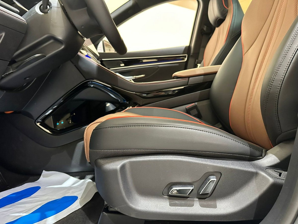 Byd Seal U DM-i 1.5 phev Comfort 2wd (15)