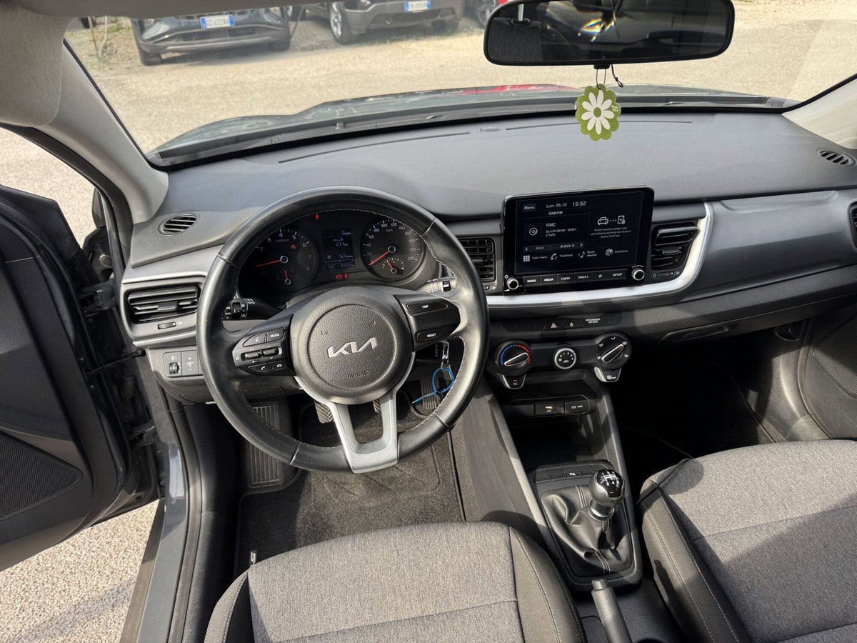 Kia Stonic 1.2 mpi Urban gpl 82cv (13)