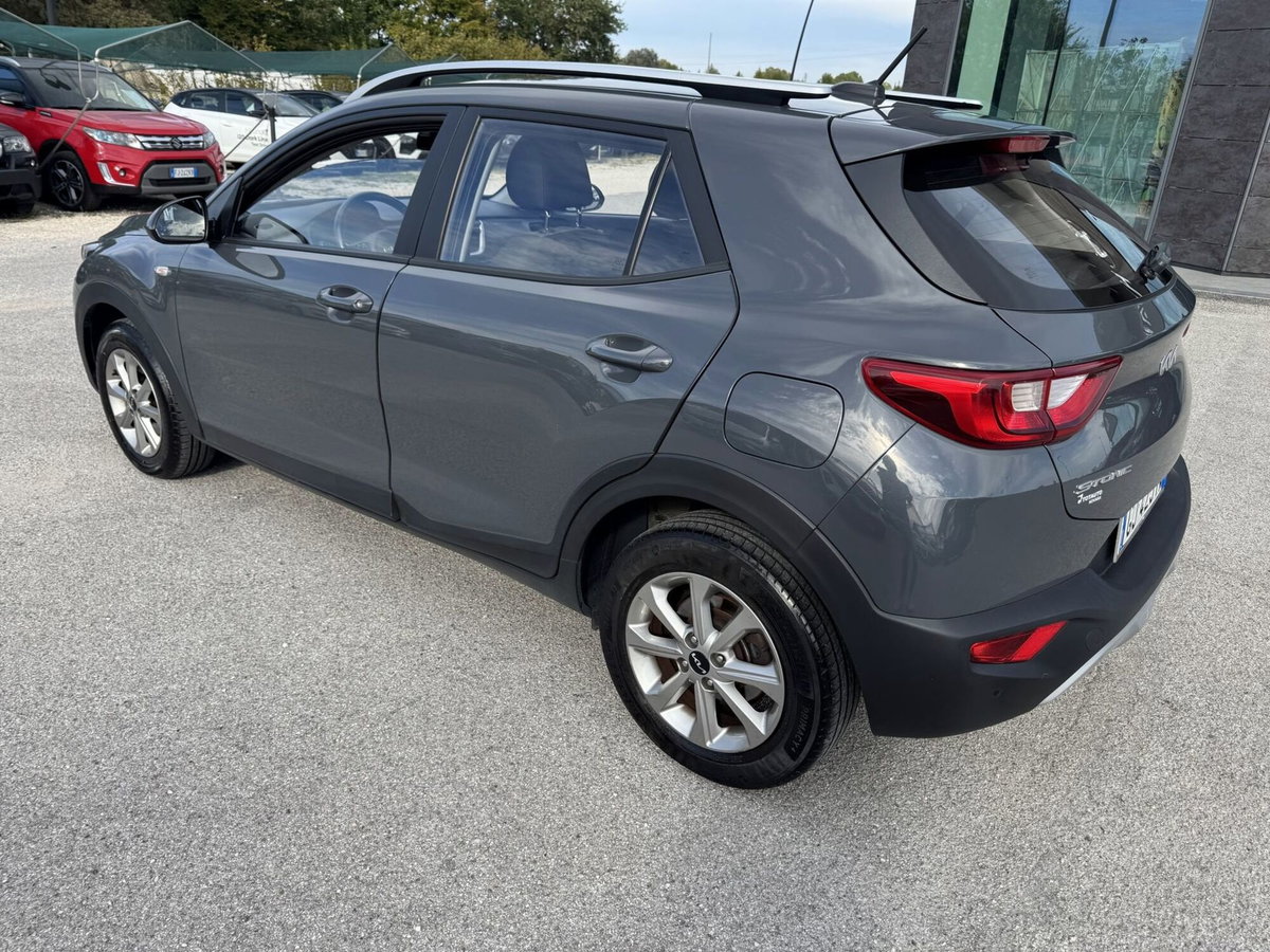 Kia Stonic 1.2 mpi Urban gpl 82cv (3)