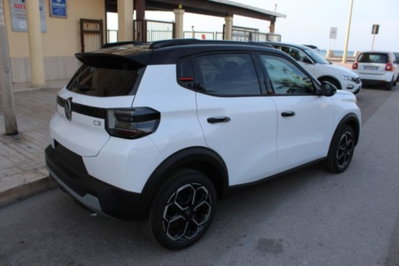 Citroen C3 1.2 turbo Max 100cv s&s (2)