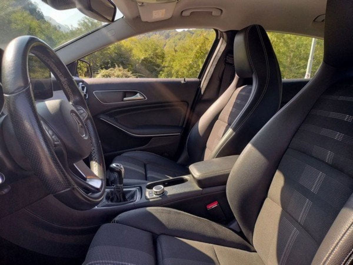 Mercedes-Benz GLA SUV 200 d Sport (10)