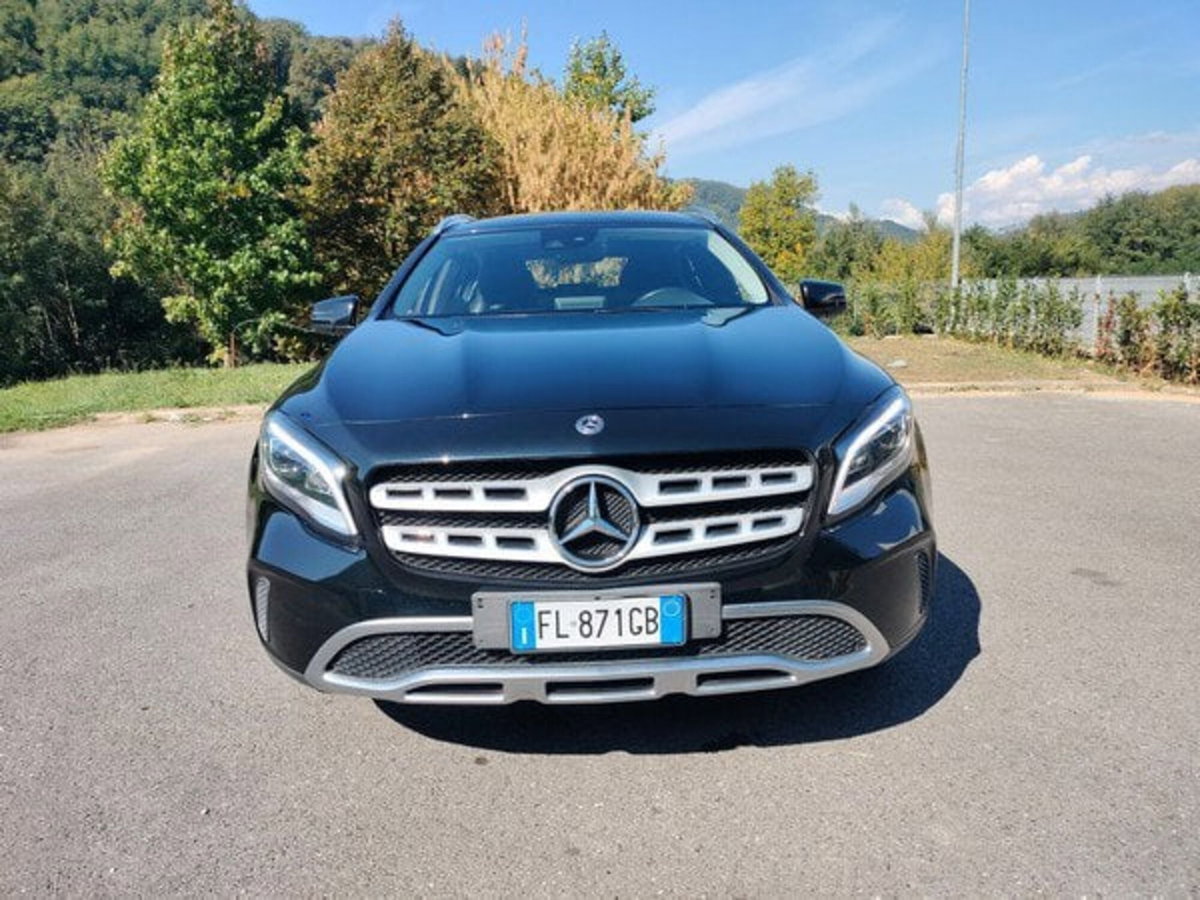 Mercedes-Benz GLA SUV 200 d Sport (2)