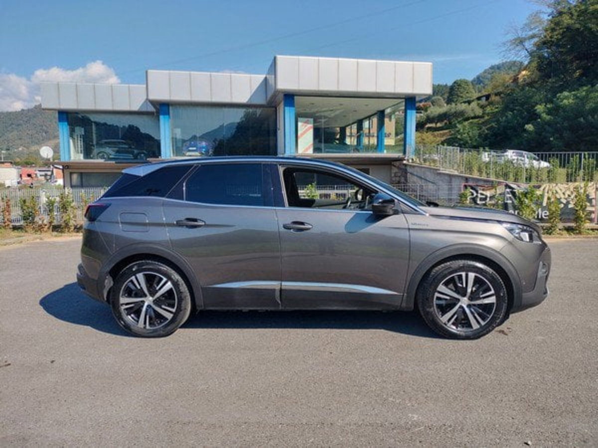 Peugeot 3008 Hybrid4 300 e-EAT8 GT Line (4)