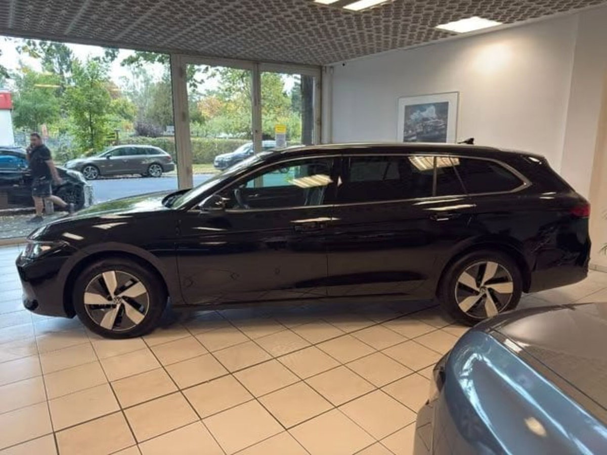 Volkswagen Passat Variant 2.0 TDI SCR EVO Business (7)