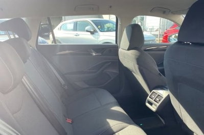 Volkswagen Passat Variant 1.5 TSI ACT DSG Business (10)
