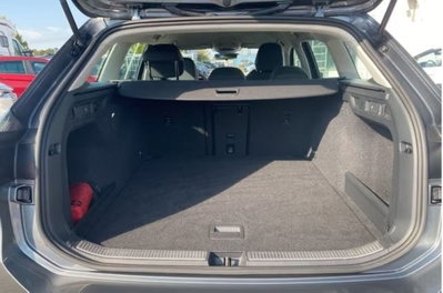 Volkswagen Passat Variant 1.5 TSI ACT DSG Business (12)