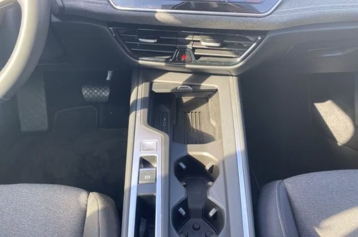 Volkswagen Passat Variant 1.5 TSI ACT DSG Business (8)