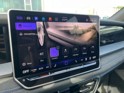 Volkswagen Tayron 1.5 tsi ehybrid R-Line 204cv dsg (13)