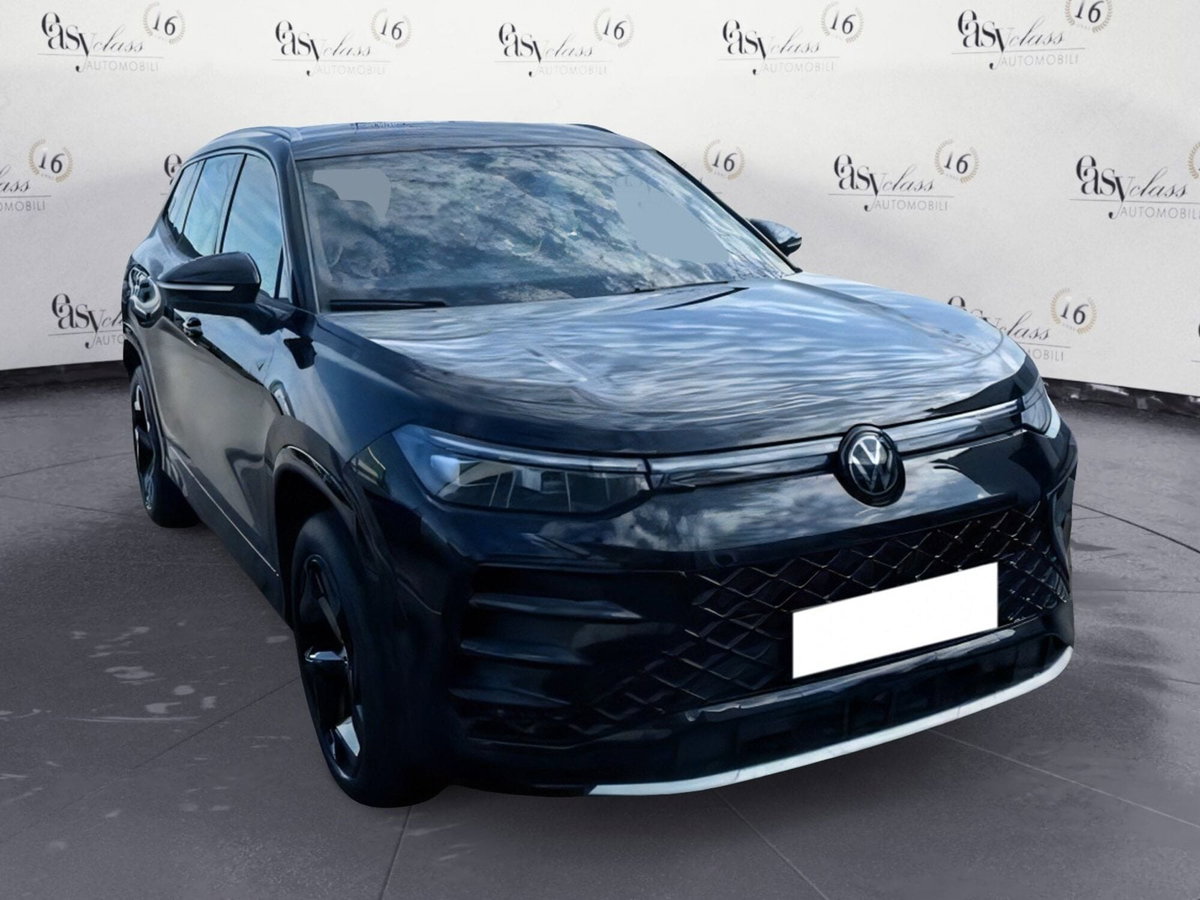 Volkswagen Tayron 1.5 tsi ehybrid R-Line 204cv dsg (4)