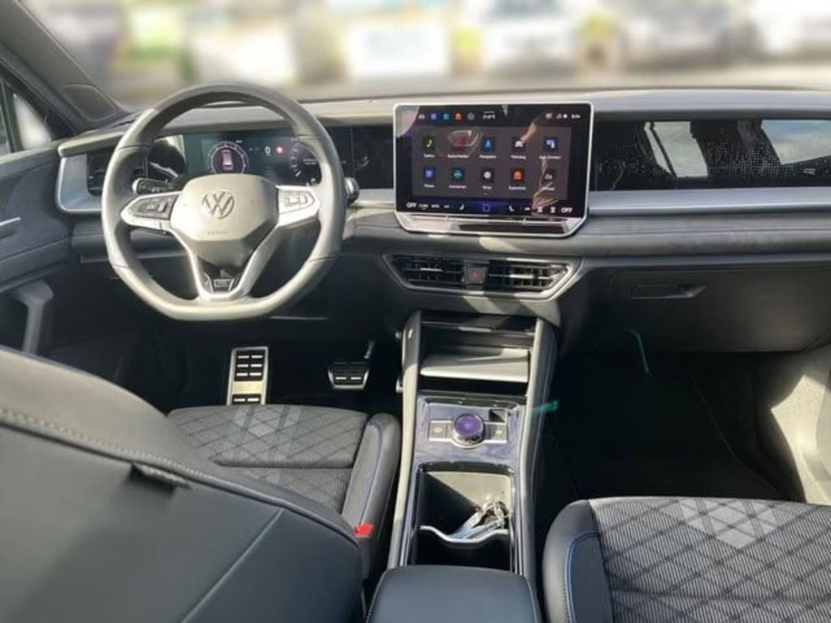 Volkswagen Tayron 1.5 tsi ehybrid R-Line 204cv dsg (8)