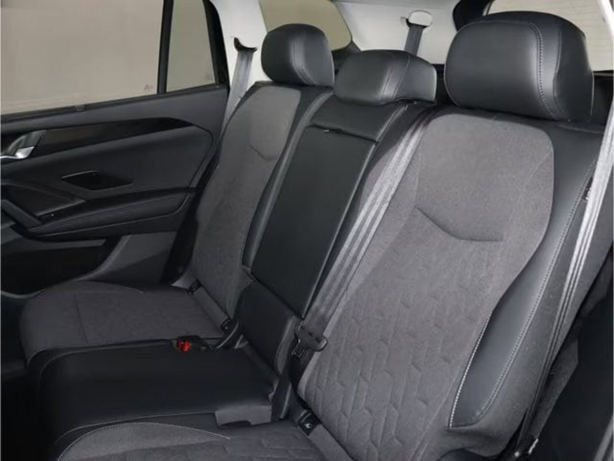 Volkswagen Tayron 1.5 etsi Life 150cv dsg 7p.ti (17)
