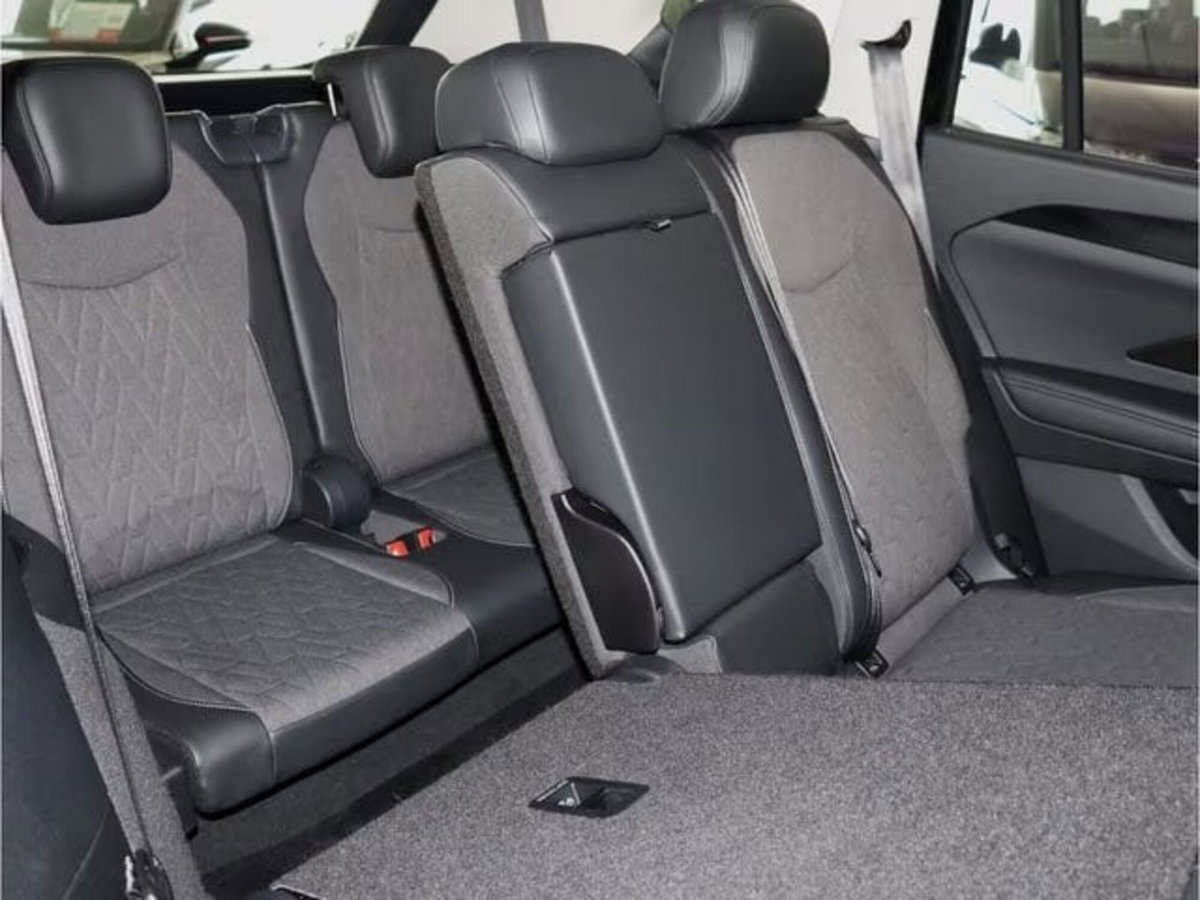 Volkswagen Tayron 1.5 etsi Life 150cv dsg 7p.ti (18)