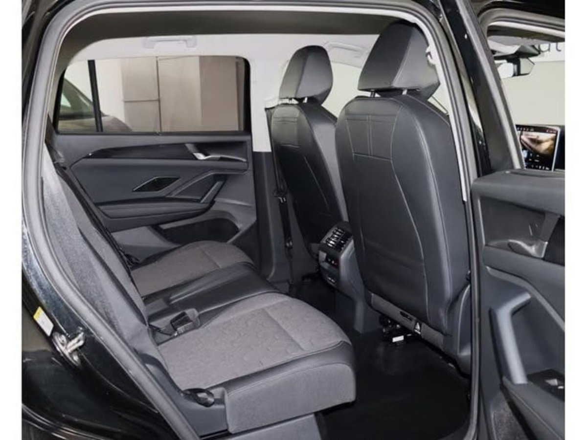 Volkswagen Tayron 1.5 etsi Life 150cv dsg 7p.ti (19)