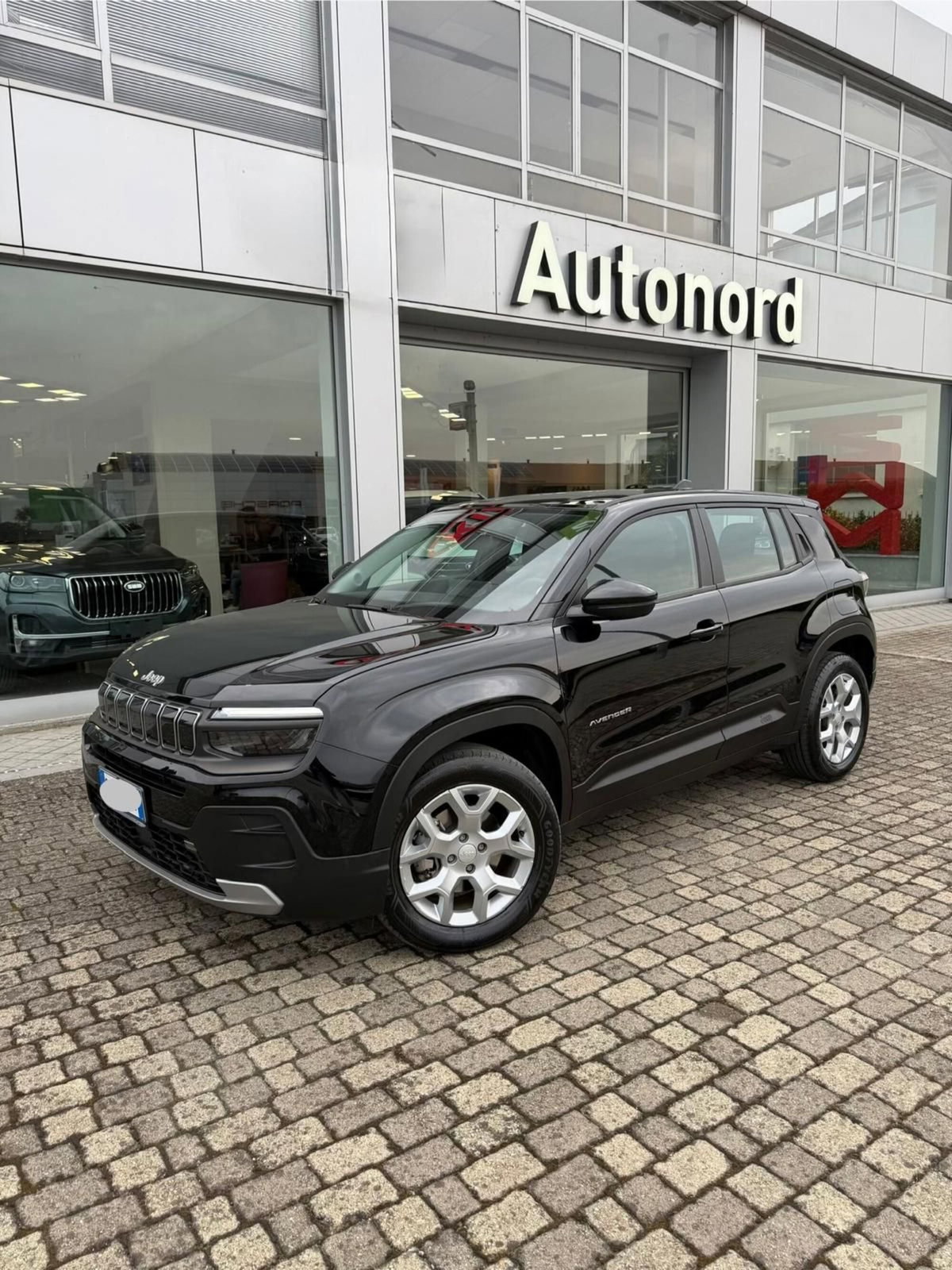 Jeep Avenger 1.2 turbo e-hybrid mhev Altitude fwd 110cv edct6
