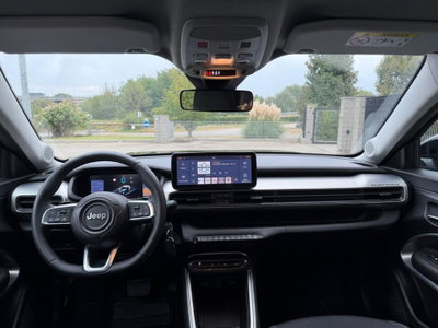 Jeep Avenger 1.2 turbo e-hybrid mhev Altitude fwd 110cv edct6 (8)