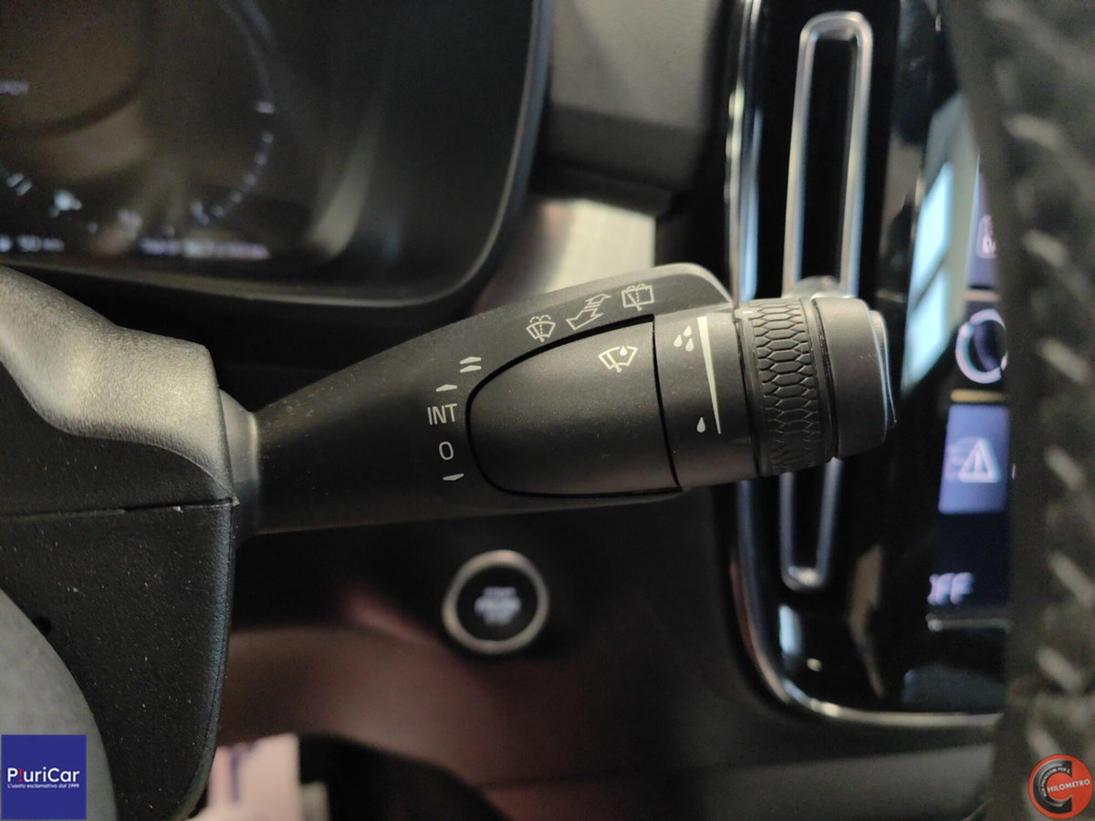Volvo XC40 T5 Recharge Plug-in Hybrid Inscription Expression (18)