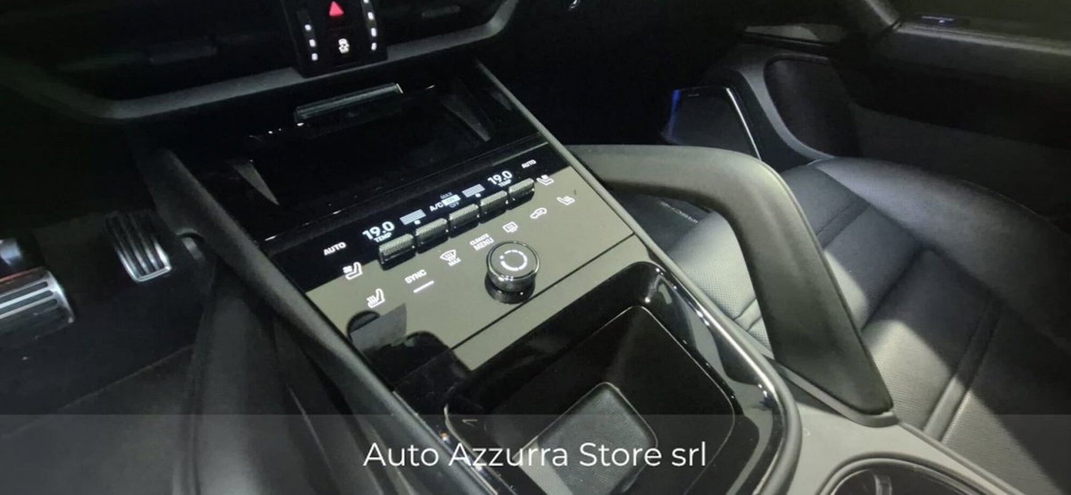 Porsche Cayenne Coupé 3.0 tiptronic (12)