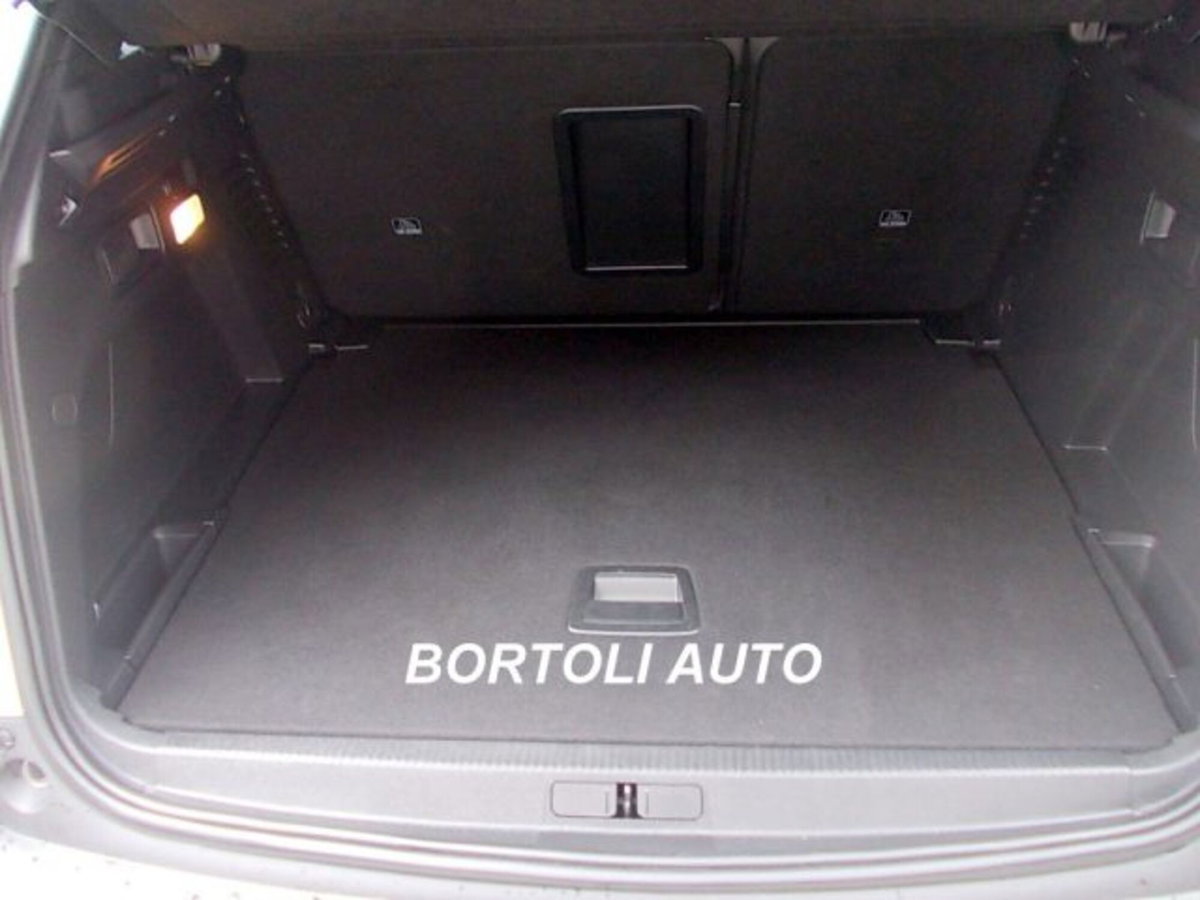Peugeot 3008 BlueHDi 130 S&S EAT8 Allure Pack (10)