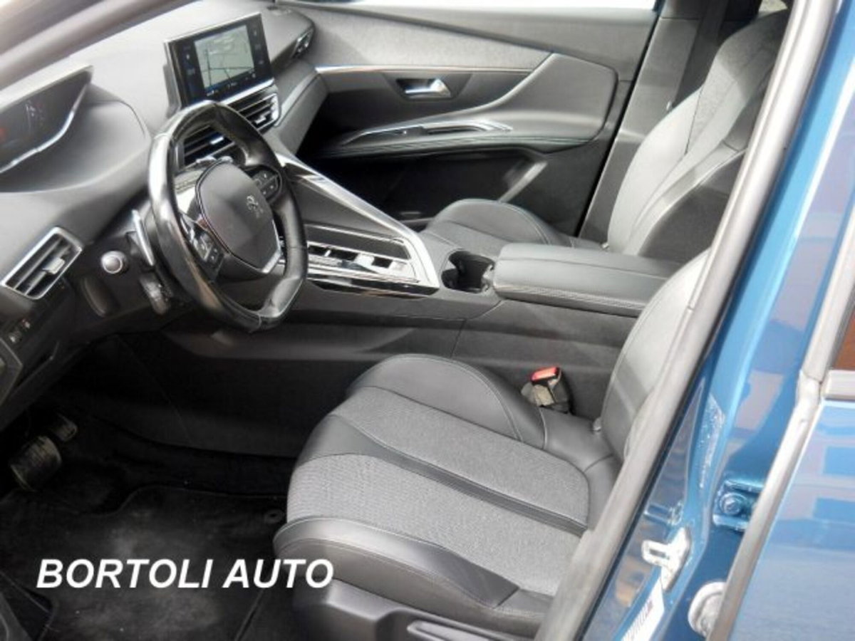Peugeot 3008 BlueHDi 130 S&S EAT8 Allure Pack (9)