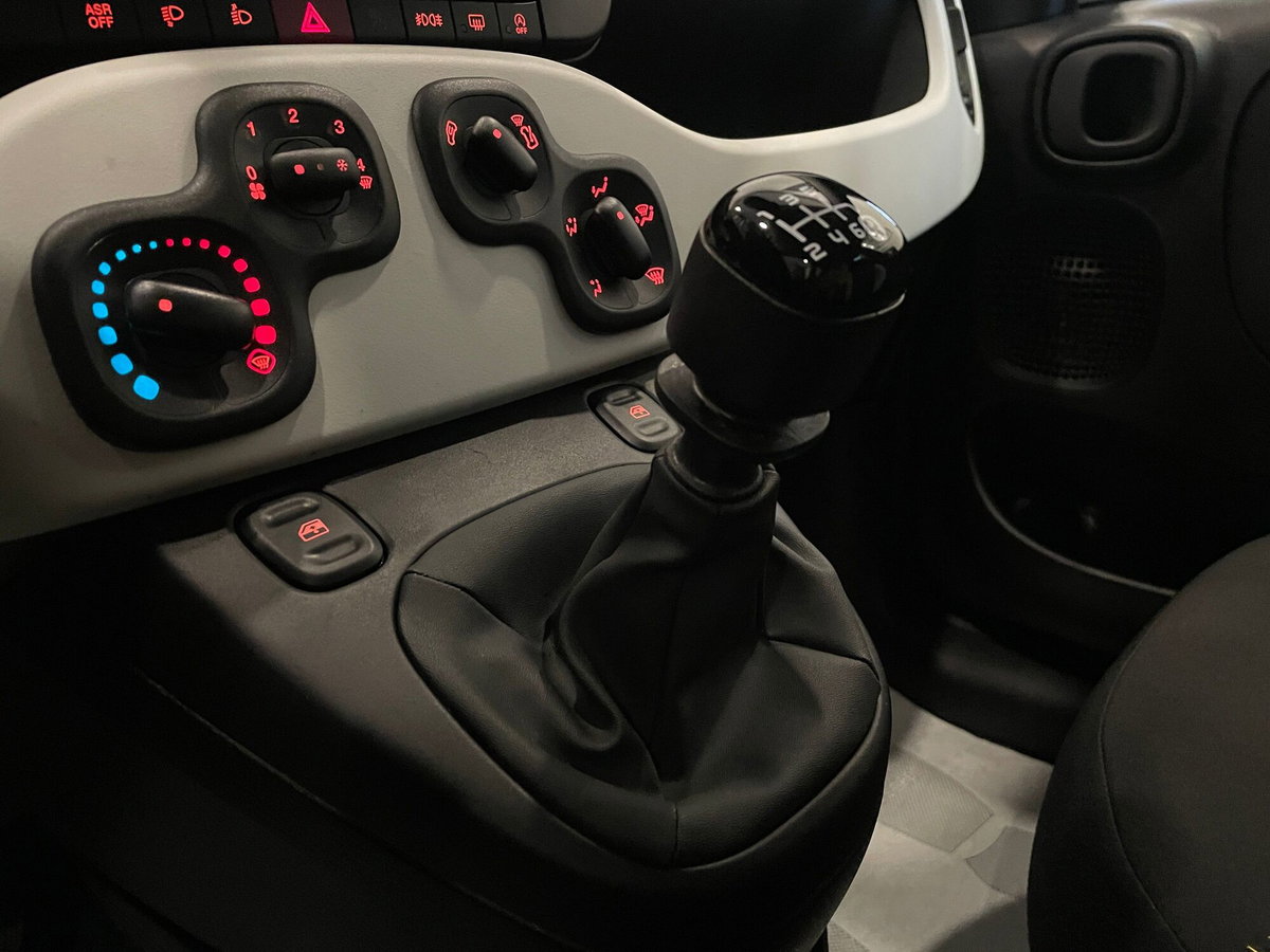 Fiat Pandina 1.0 firefly hybrid s&s 65cv (15)