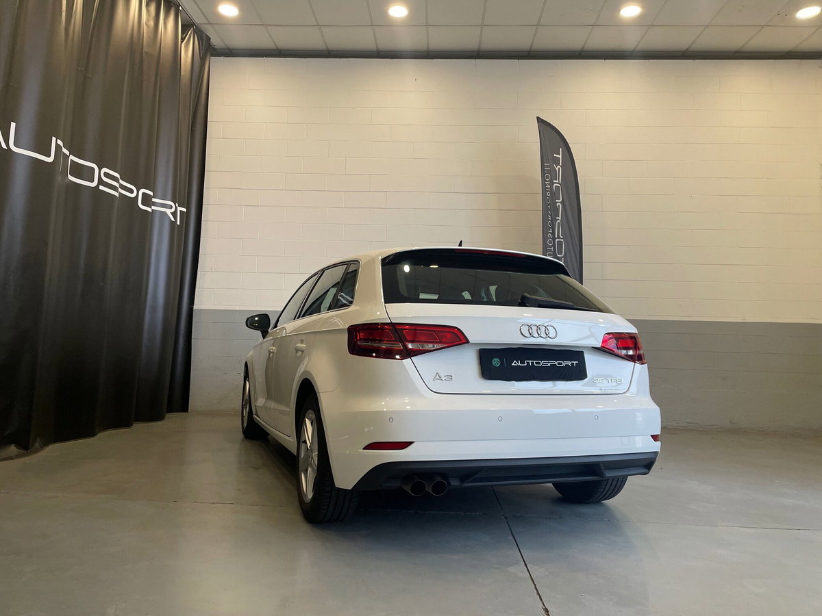 Audi A3 Sportback 35 TFSI Business (4)