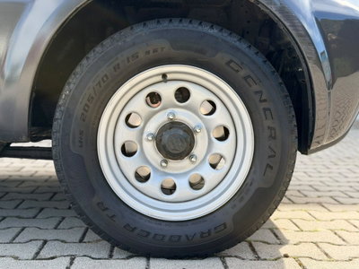 Suzuki Jimny 1.3i 16V cat Cabrio 4WD JLX (11)