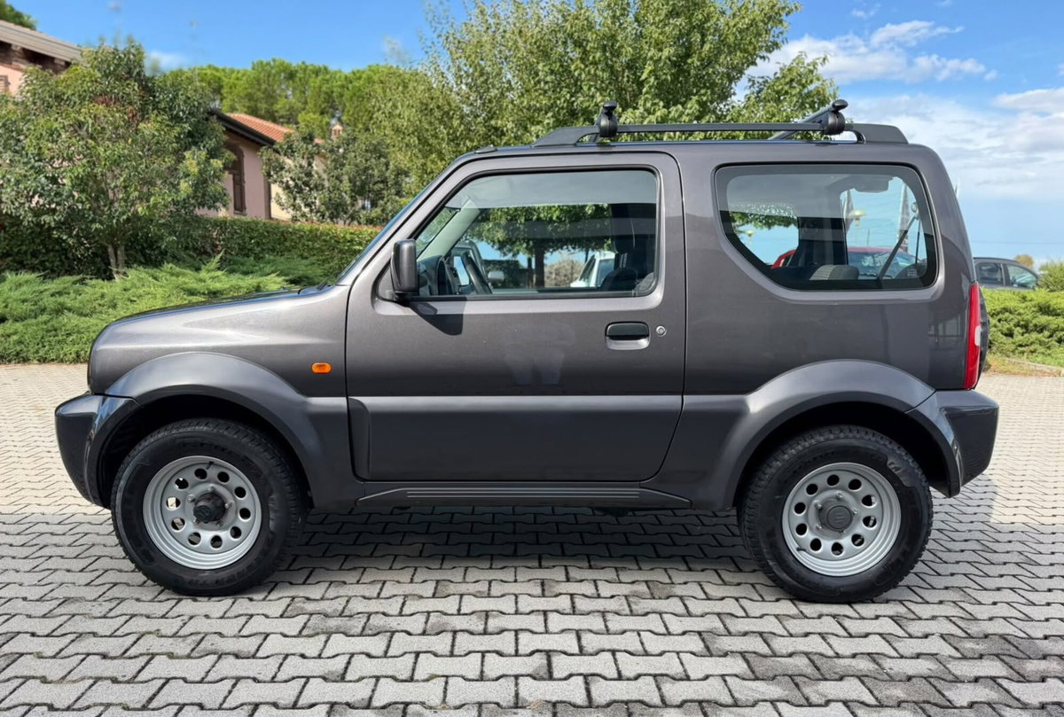 Suzuki Jimny 1.3i 16V cat Cabrio 4WD JLX (8)