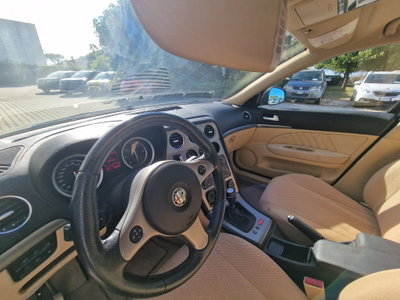 Alfa Romeo 159 1.9 JTDm 150CV Progression (13)