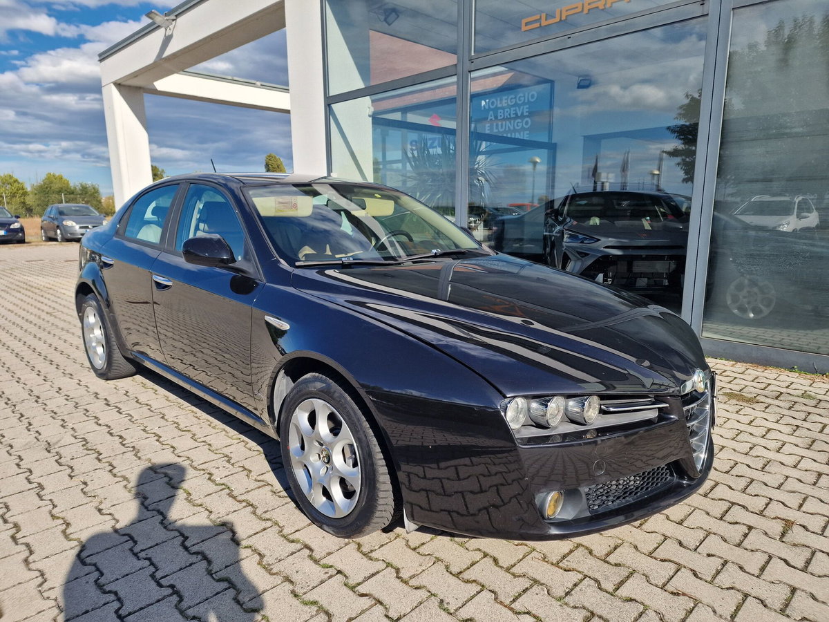 Alfa Romeo 159 1.9 JTDm 150CV Progression (3)