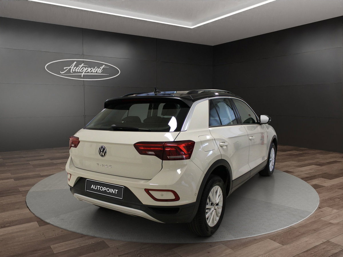 Volkswagen T-Roc 1.0 TSI Life (5)