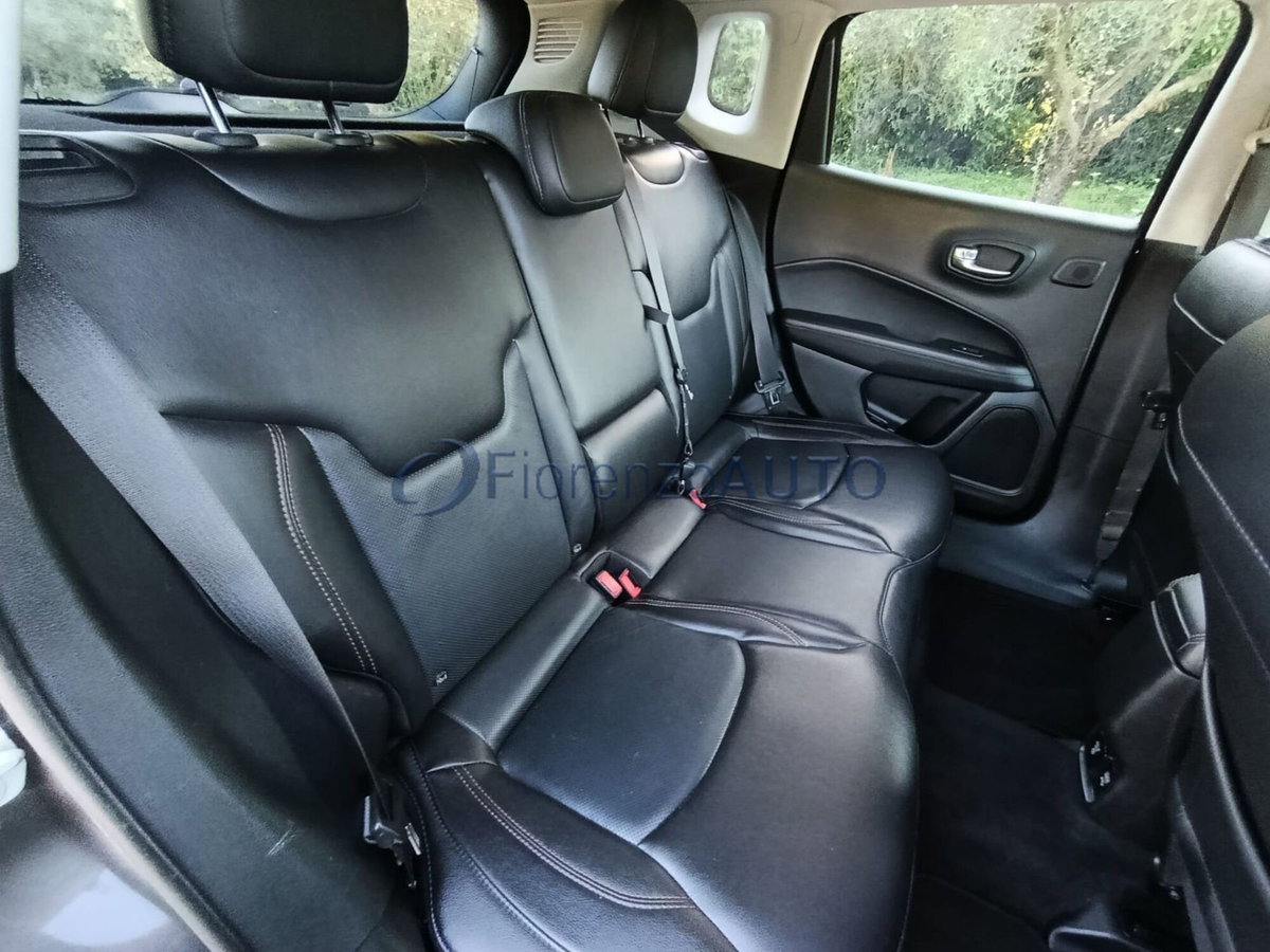 Jeep Compass 1.6 Multijet II 2WD Limited (13)