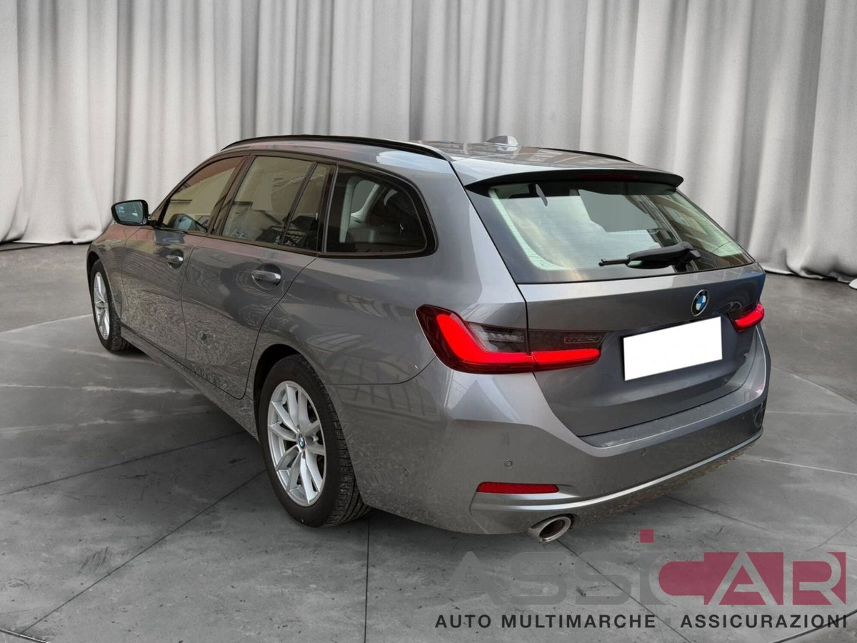 BMW Serie 3 Touring 320d  mhev 48V auto (4)