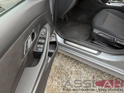 BMW Serie 3 Touring 320d  mhev 48V auto (8)