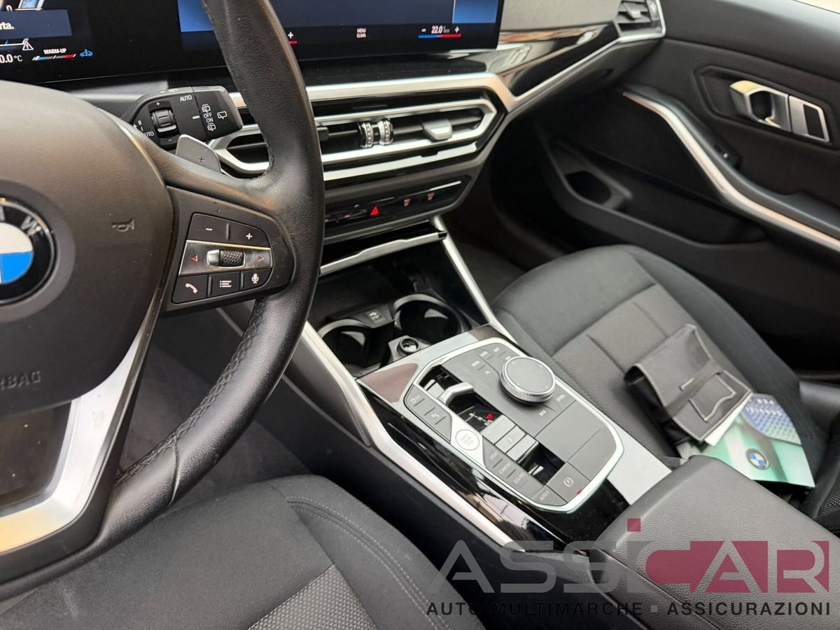 BMW Serie 3 Touring 320d  mhev 48V auto (9)