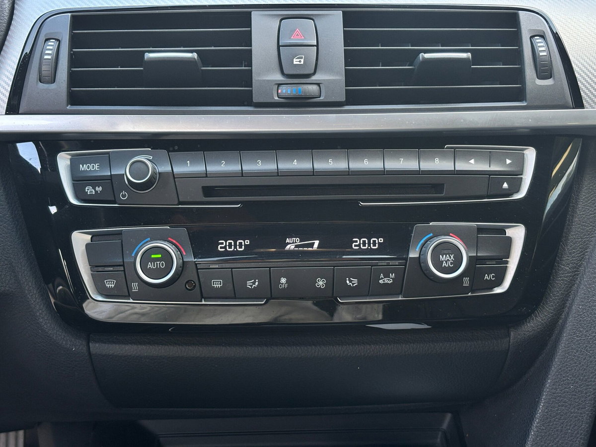 BMW Serie 3 Touring 320d xDrive  Msport (17)