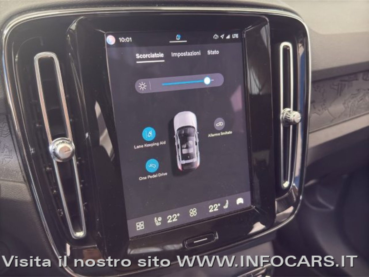 Volvo C40 Recharge Twin Motor AWD Plus (16)