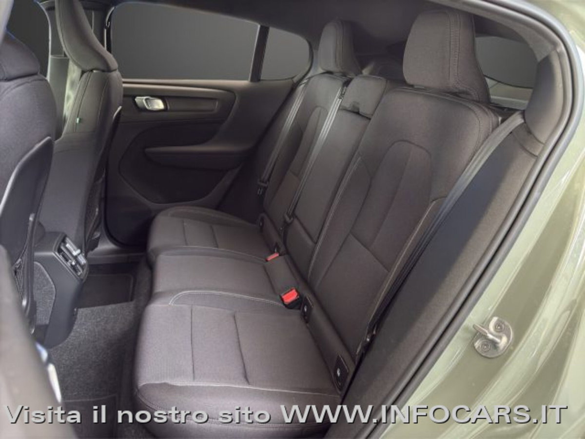 Volvo C40 Recharge Twin Motor AWD Plus (7)