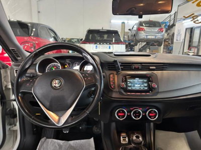 Alfa Romeo Giulietta 1.4 Turbo Distinctive Gpl 120cv (11)