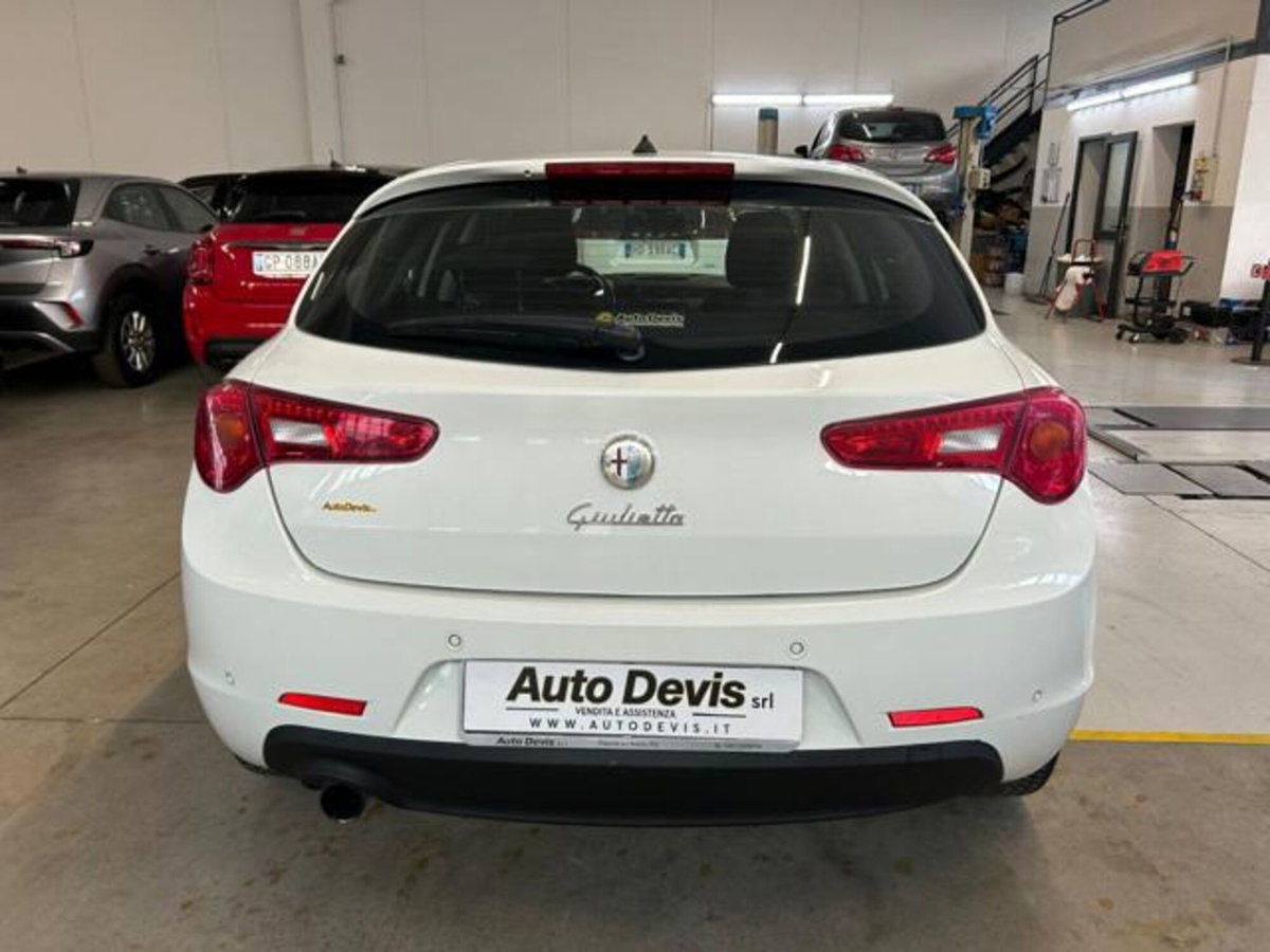 Alfa Romeo Giulietta 1.4 Turbo Distinctive Gpl 120cv (7)