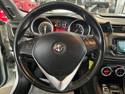 Alfa Romeo Giulietta 1.4 Turbo Distinctive Gpl 120cv (9)