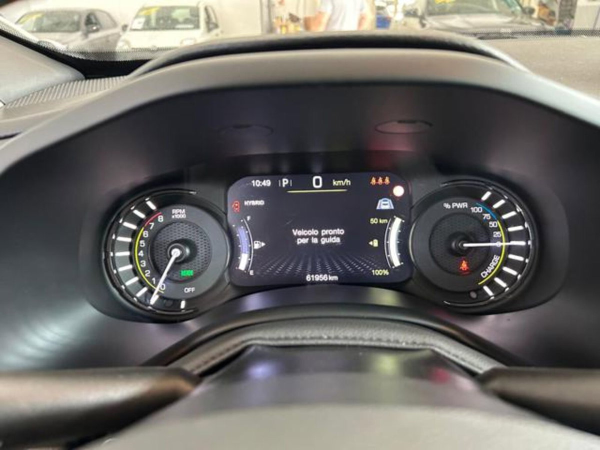 Jeep Renegade 1.3 T4 190CV PHEV 4xe AT6 Limited (11)