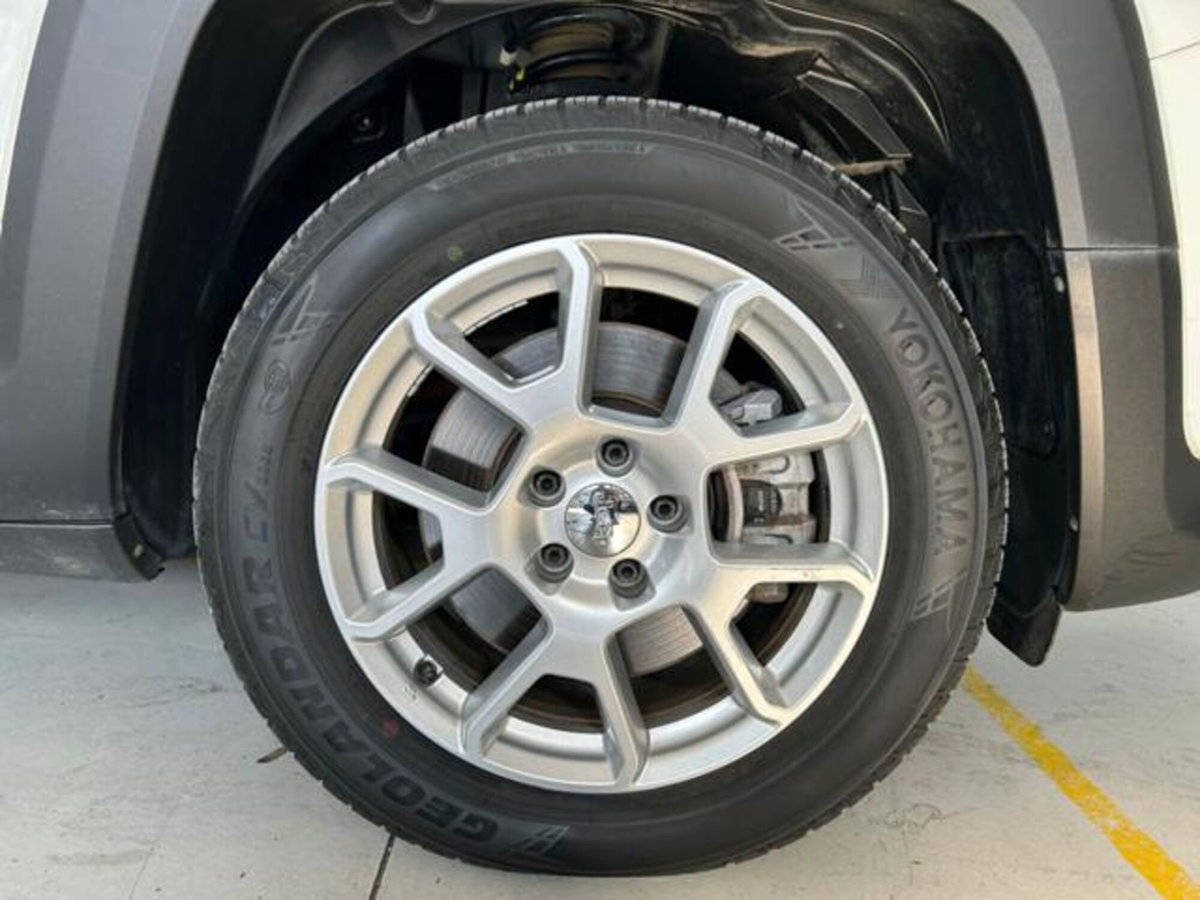 Jeep Renegade 1.3 T4 190CV PHEV 4xe AT6 Limited (8)