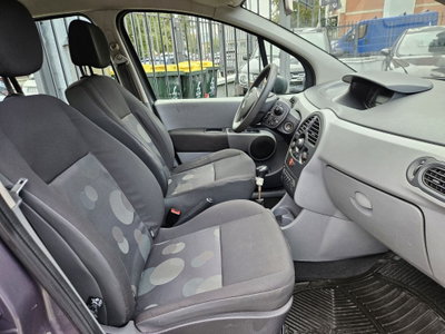 Renault Modus 1.2 16V GPL Dynamique (11)