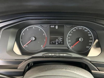 Volkswagen Polo 1.0 Life 80cv (11)