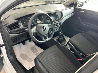 Volkswagen Polo 1.0 Life 80cv (9)