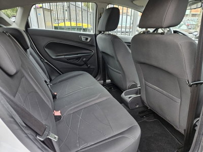 Ford Fiesta 1.0 80CV 5 porte (13)