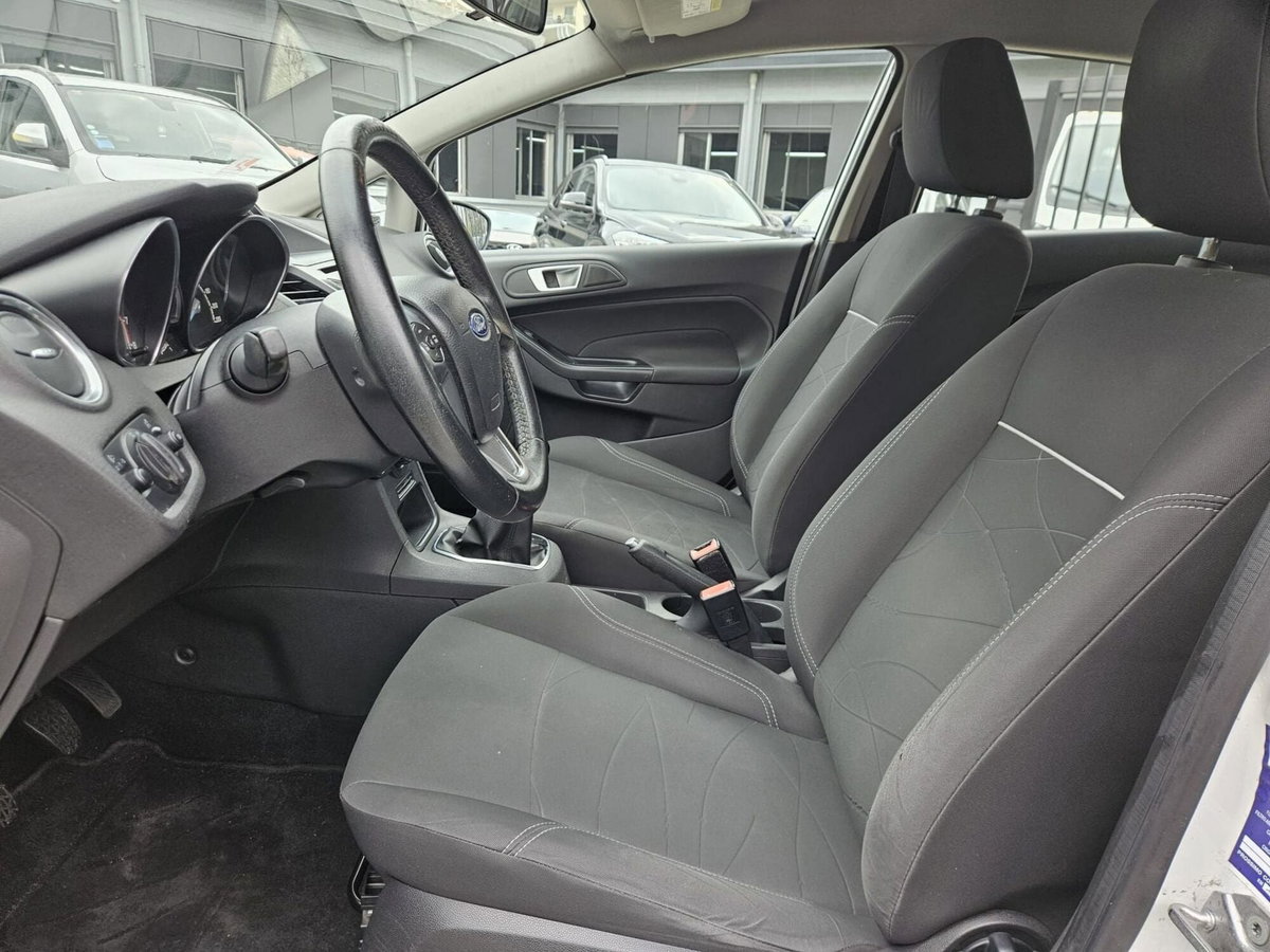 Ford Fiesta 1.0 80CV 5 porte (8)