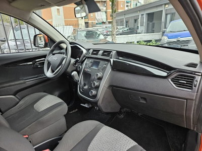 Mahindra KUV100 KUV100 1.2 VVT K8 (8)