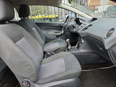 Ford Fiesta 1.4 3 porte Bz.- GPL Titanium (10)