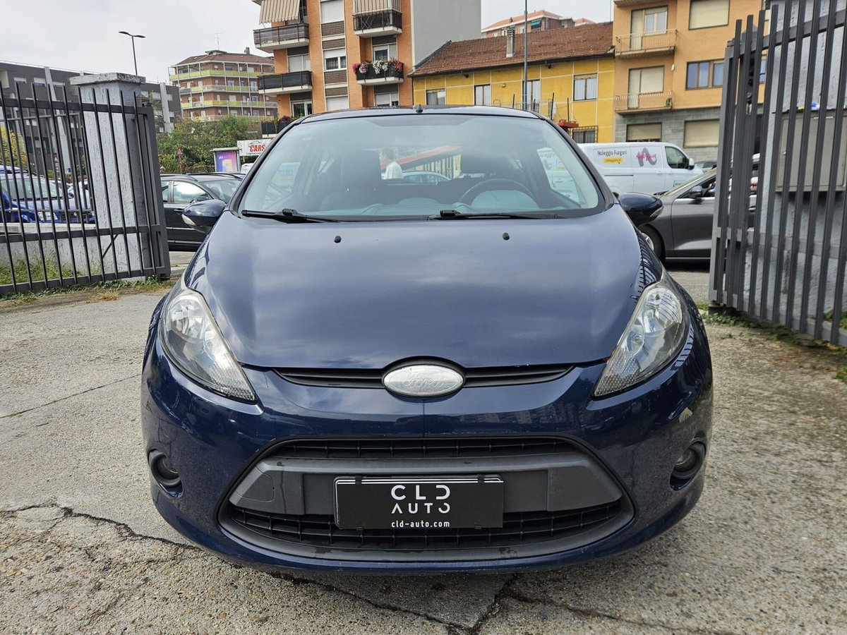 Ford Fiesta 1.4 3 porte Bz.- GPL Titanium (2)